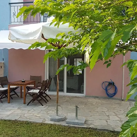Sugarella Vila